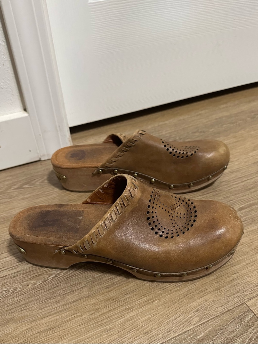 Lucky Brand Brown Leather Perforated Mule Clogs Women’s 10 - Picture 3 of 8